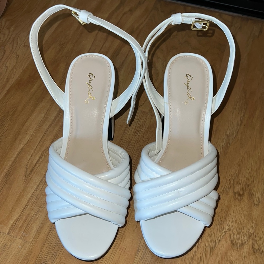 Tralee white ankle strap platform heels (Qupid) Lulu’s size 8 NEVER WORN